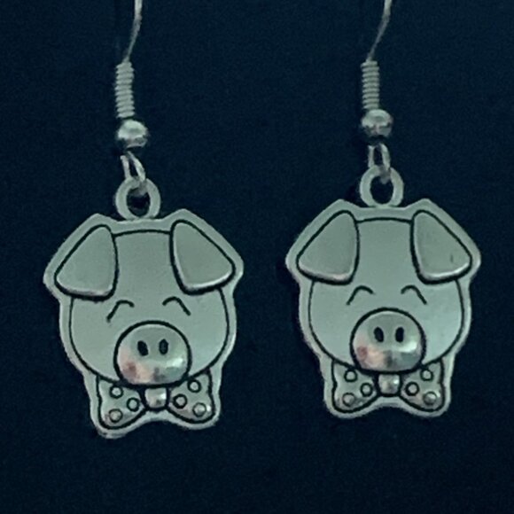 Pig Earring, Gift Idea, Silly Animal Earring, Pig Jewelry, Hog, Cute Earring - Picture 1 of 7